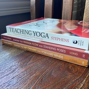 Yoga book bundle. Perfect condition.